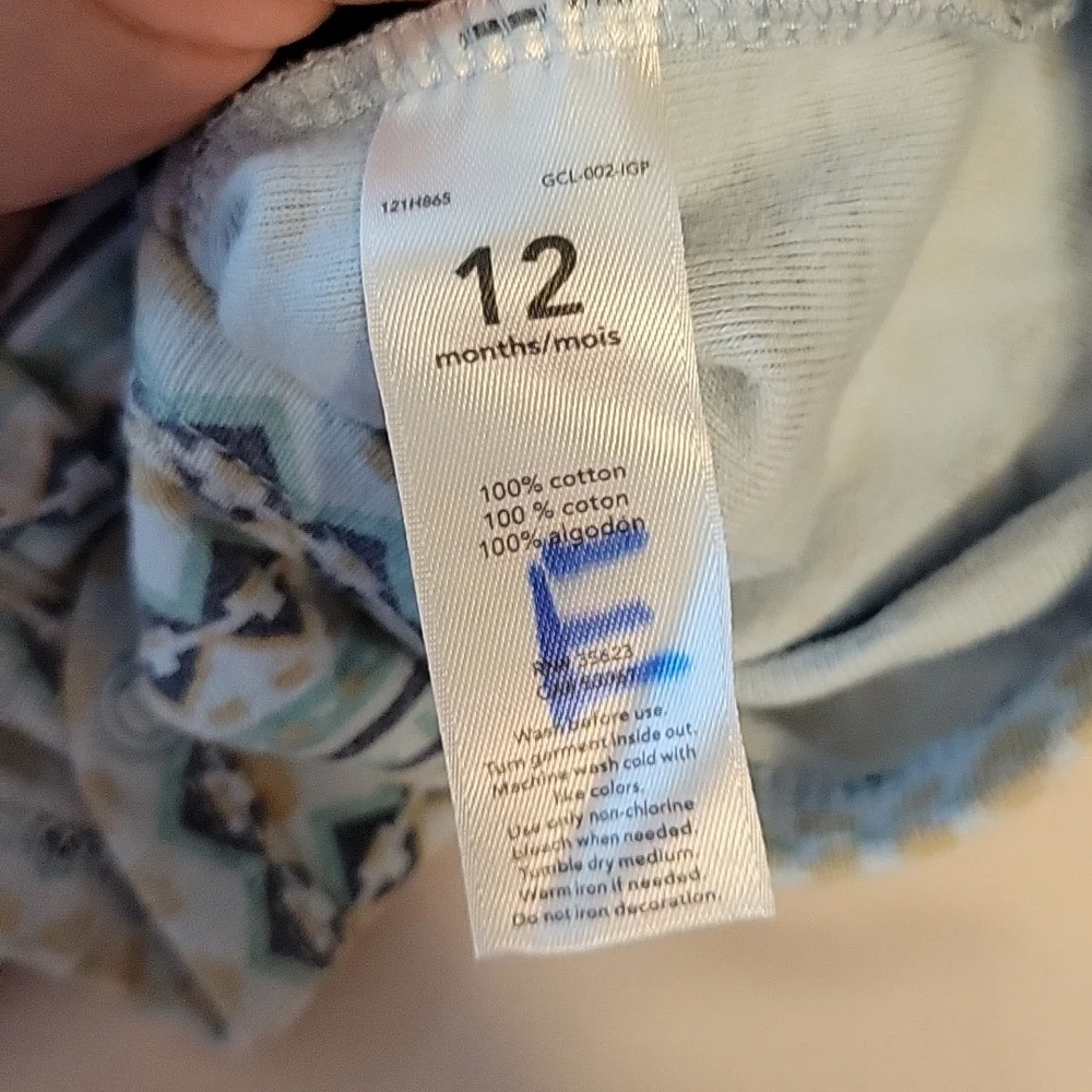 Carter's Long sleeve Onesie